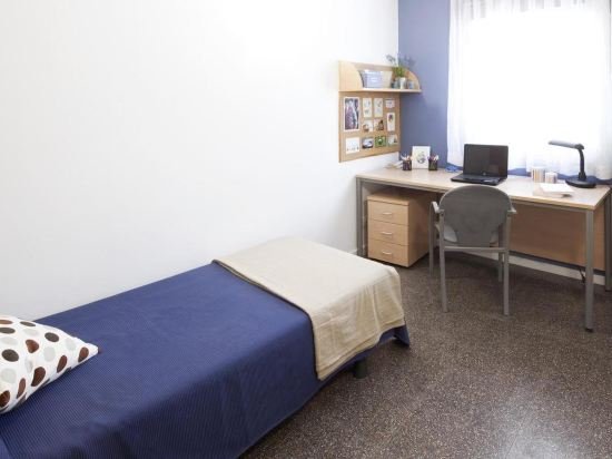 Фото Residencia Universitaria La Ciutadella