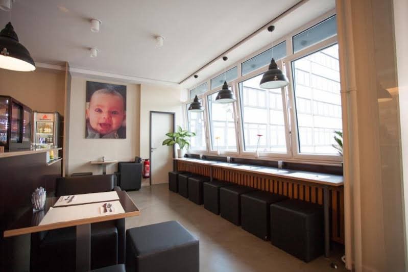 Фото Base Apartments