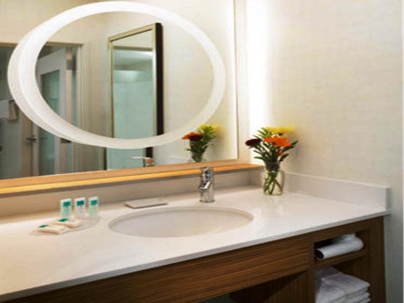 Фото SpringHill Suites St. Louis Brentwood