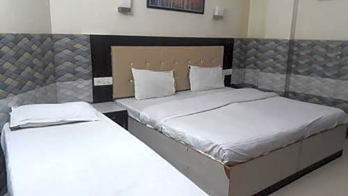 Фото Hotel Sarwan