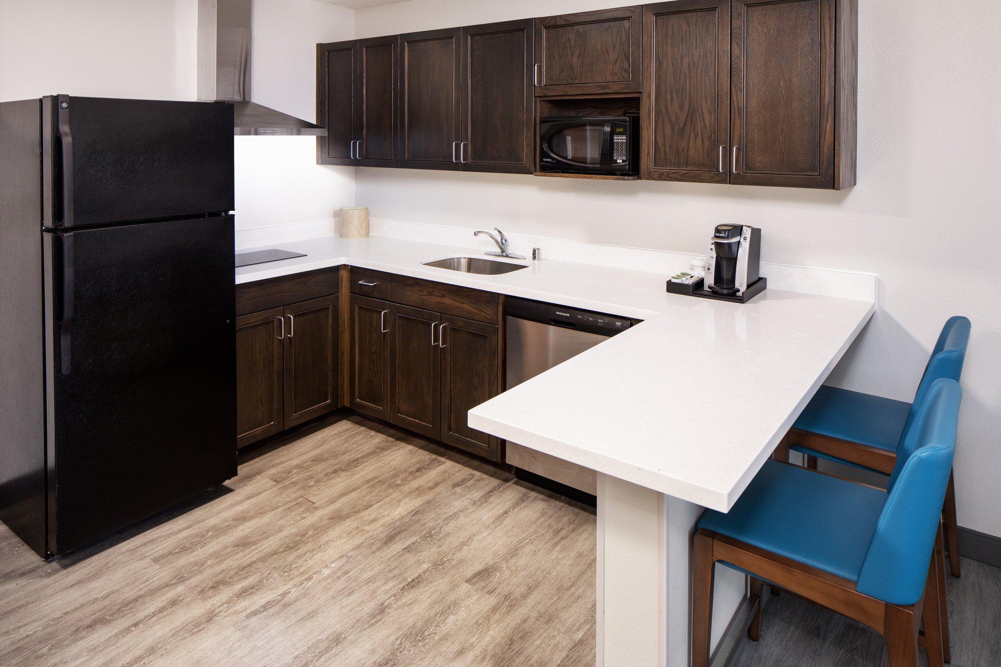 Фото Holiday Inn Express and Suites Los Alamos Entrada Park