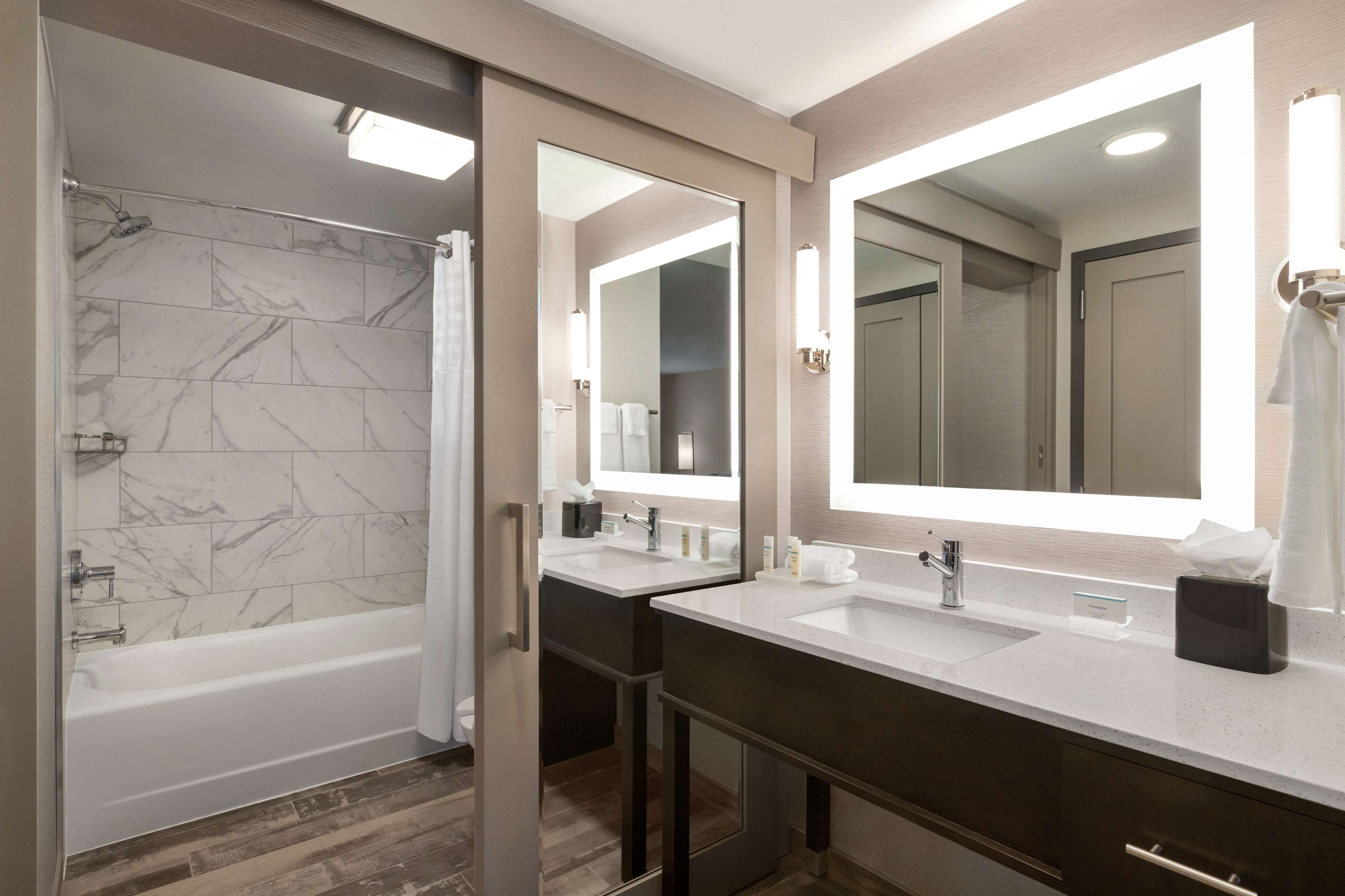 Фото Hampton Inn Indianapolis Downtown Iupui