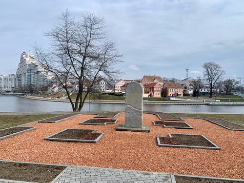 Памятник, мемориал Замковая церковь, Минск, фото