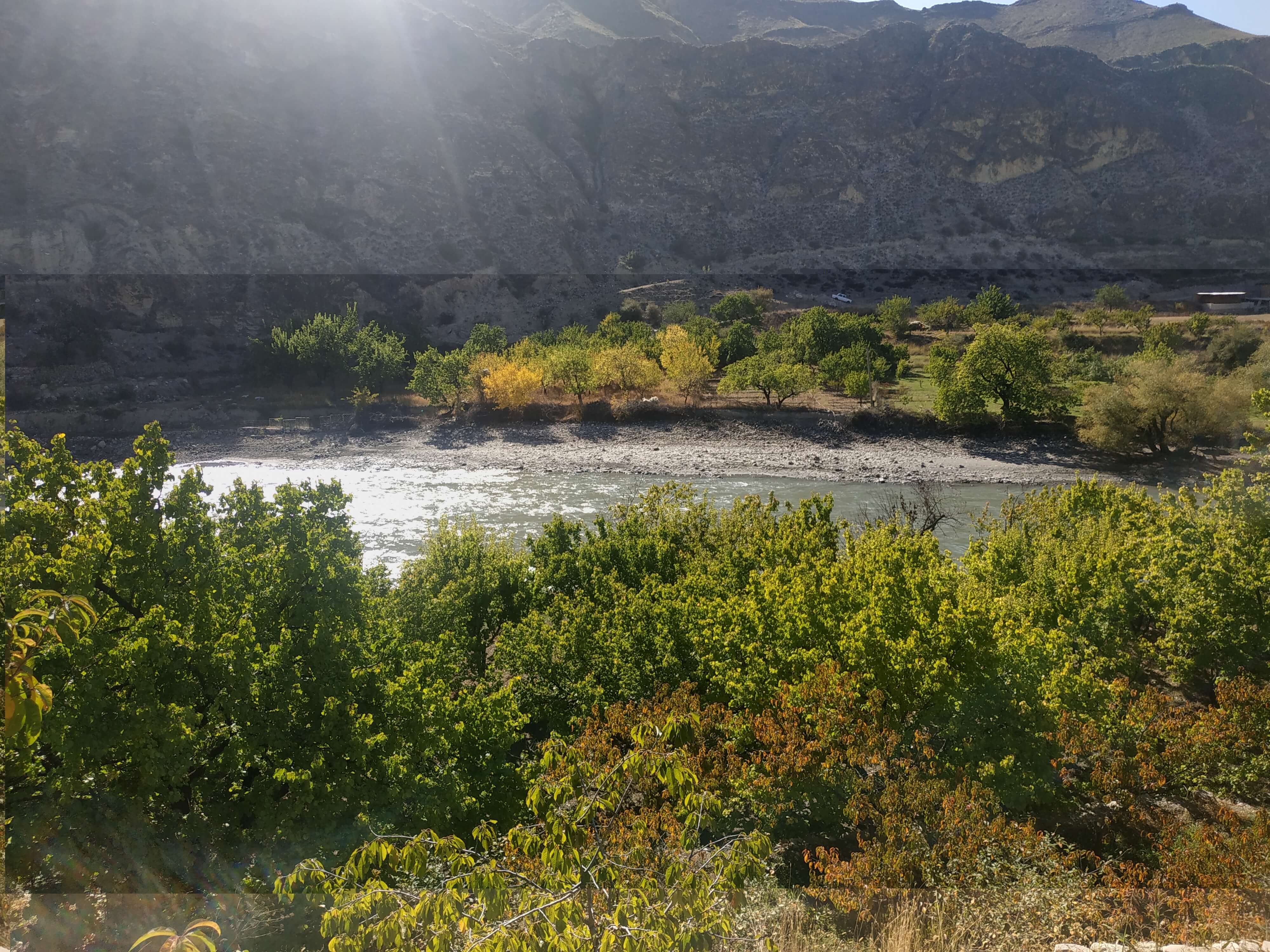Фото Дом возле реки