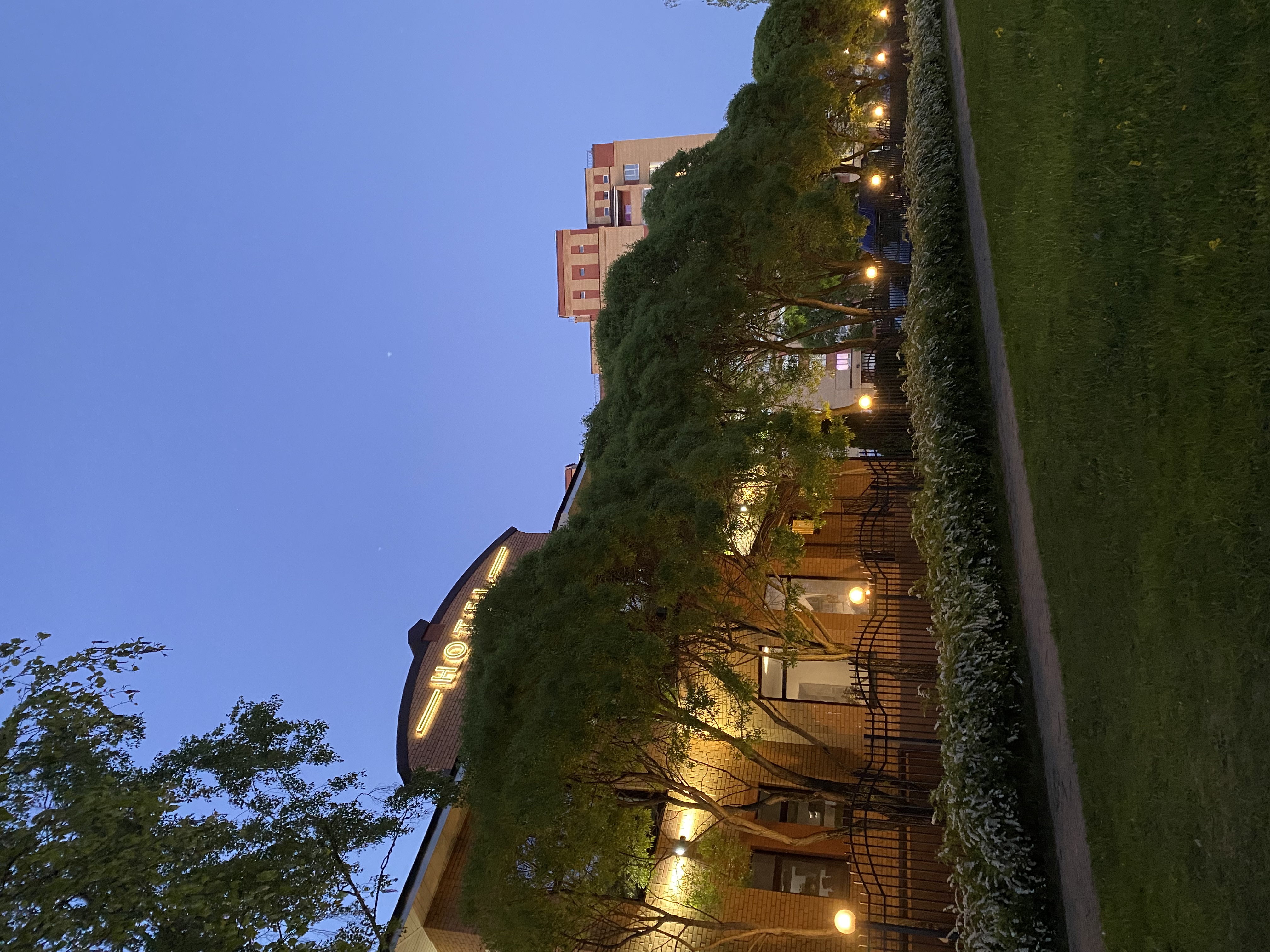 Фото отеля 2