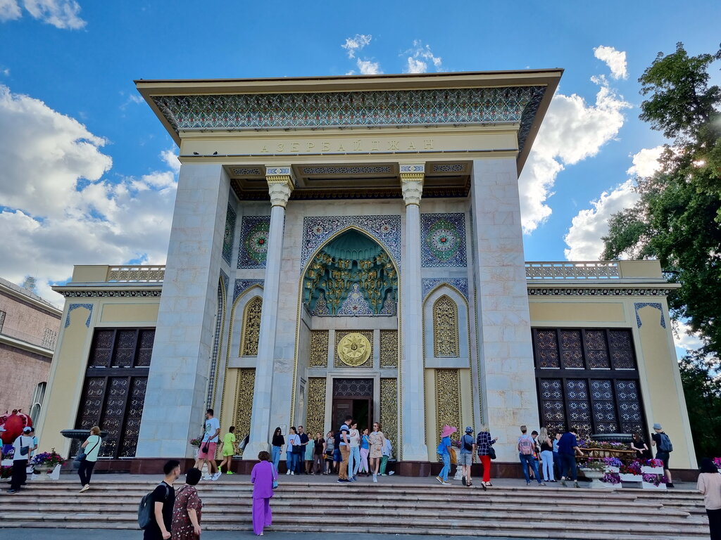 Exhibition center Trade and Exhibition Center of the Republic of Azerbaijan, Moscow, photo