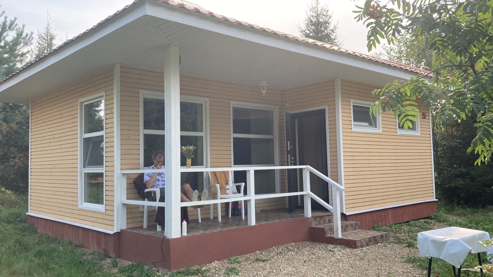 Фото Деревенька в лесу