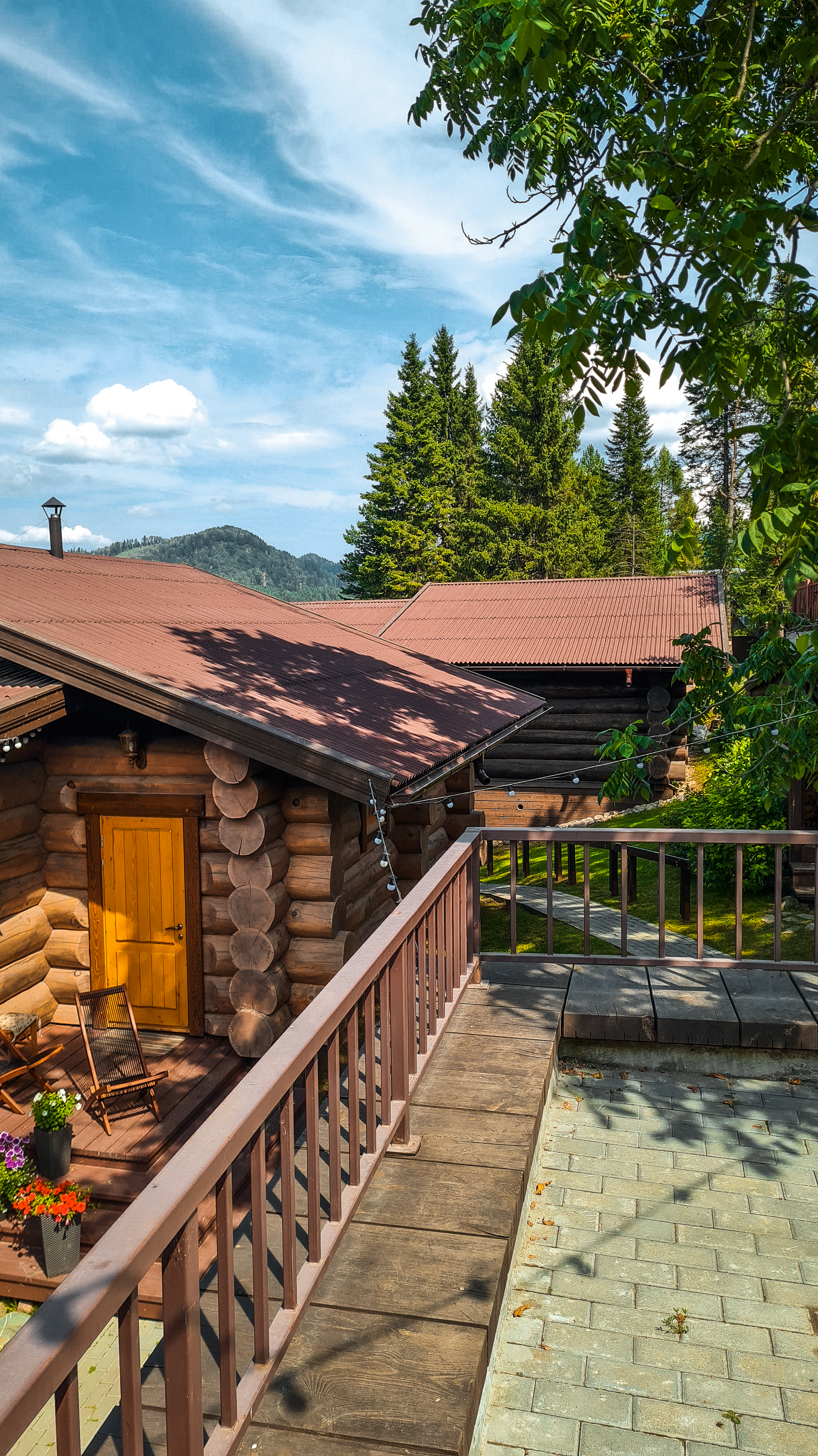 Фото отеля 2