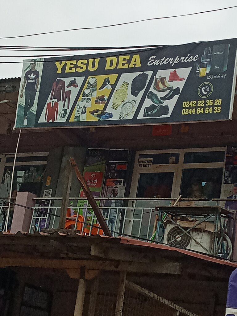 Clothing store Yesu Die Enterprise, Accra, photo