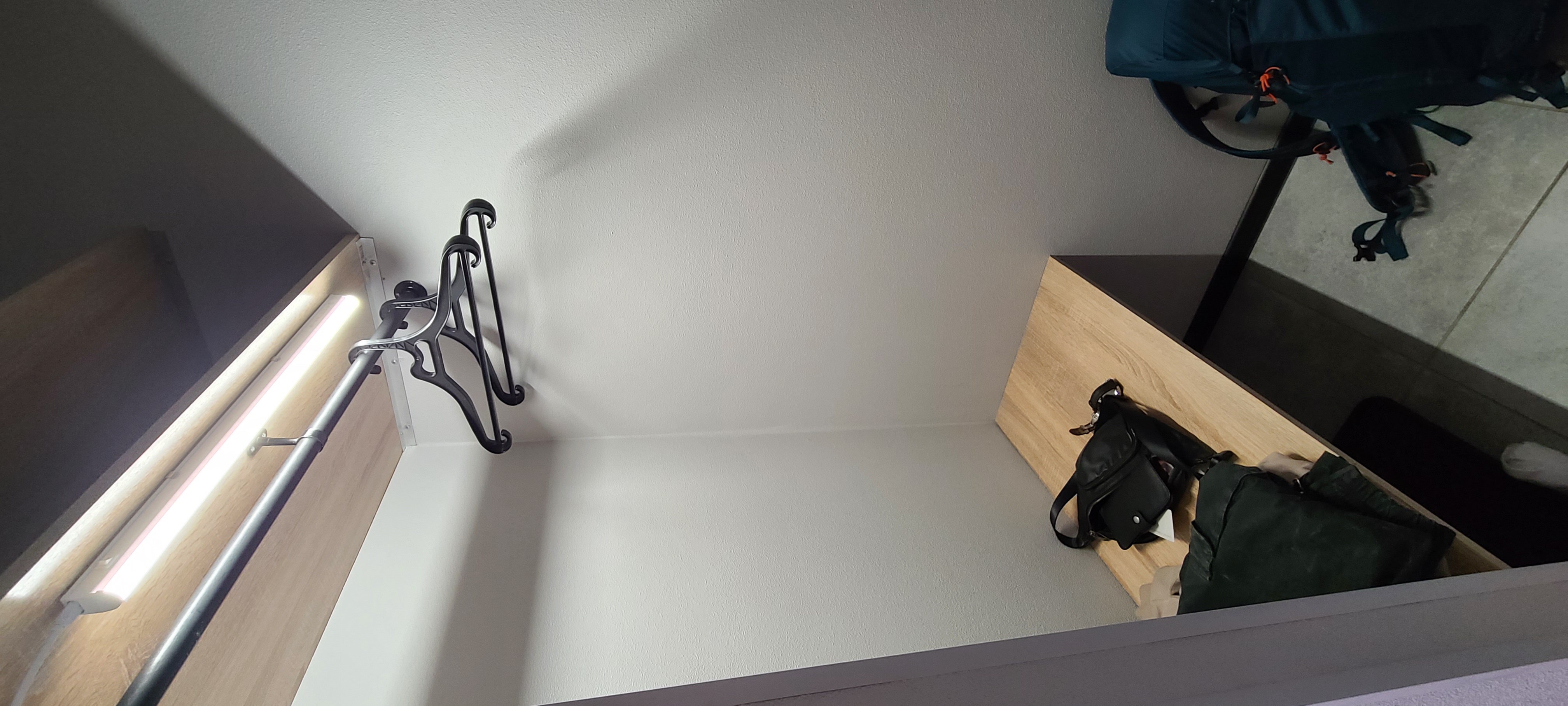 Фото Metro Rooms