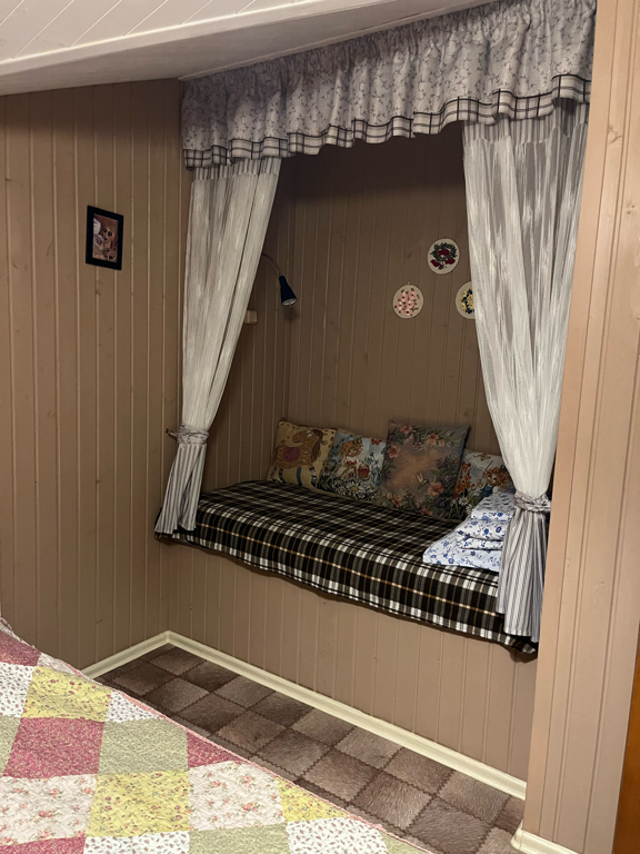 Фото У Пруда