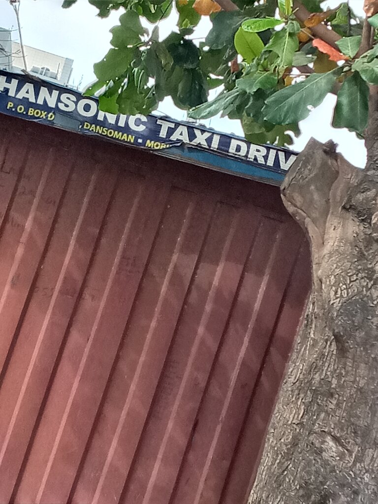 Taxi Hansonic Taxi Drivers Union, Accra, photo