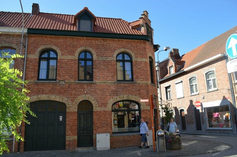 Гостиница Hotel Ambrosia в Ипре