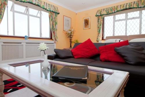 Фото Elmcroft Guest House