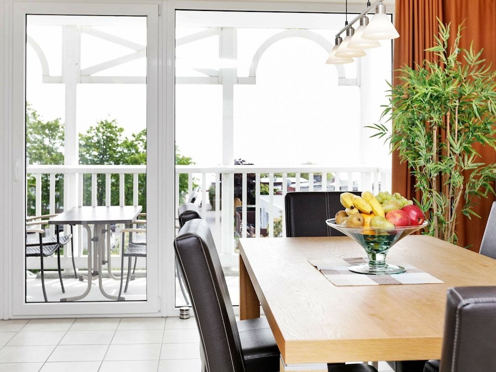 Фото 5 Star Holiday Home in Großenbrode