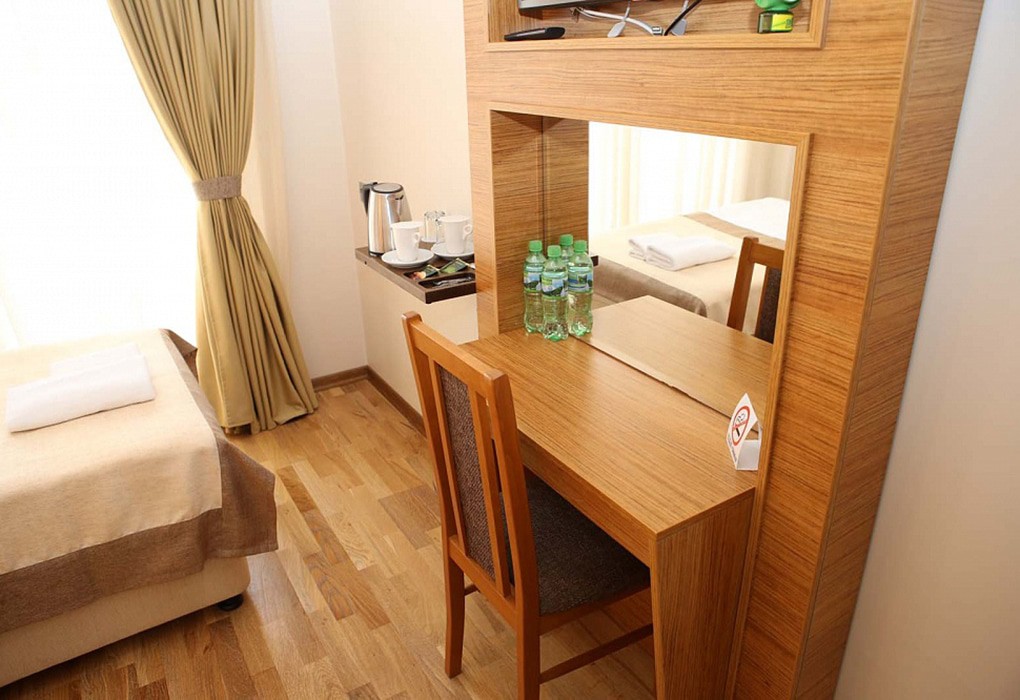 Фото Leon Boutique Hotel