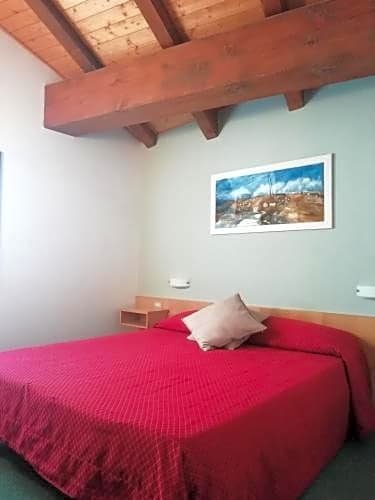 Фото Hotel Crimea