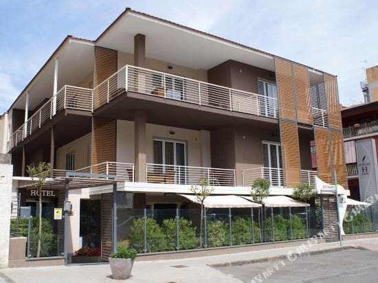 Фото Hotel Leopardi