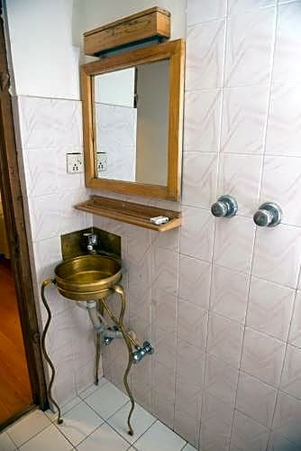 Фото Hotel Ganesh Himal