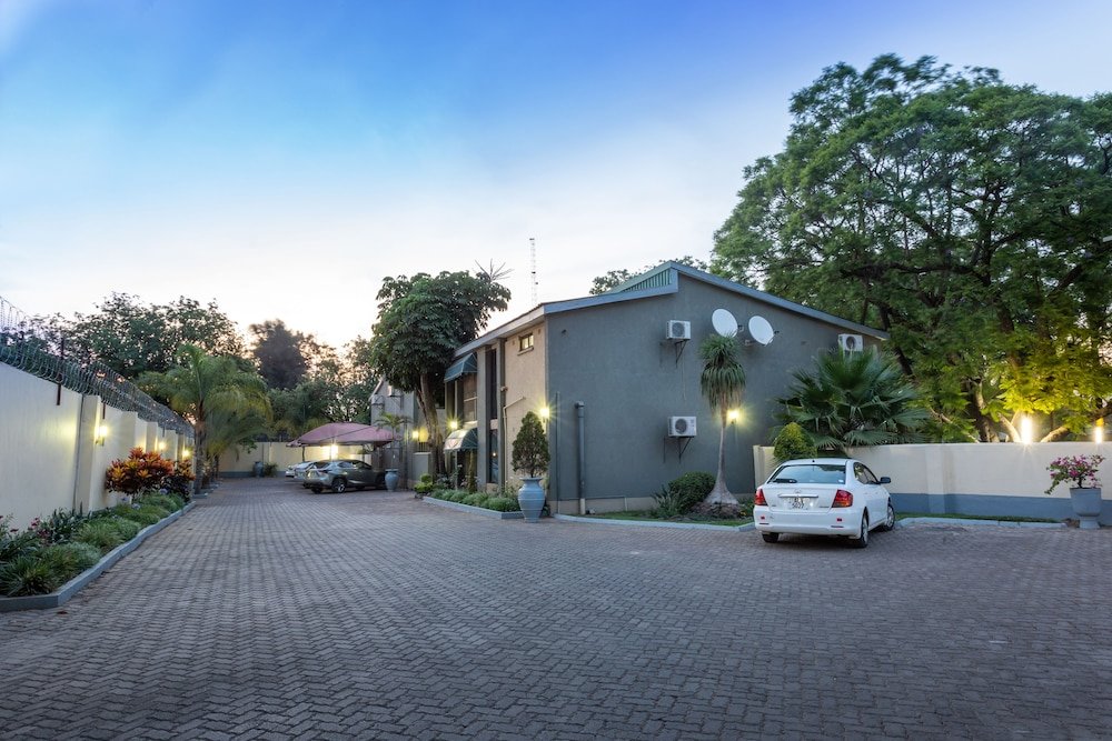 Фото Fallsway Apartments