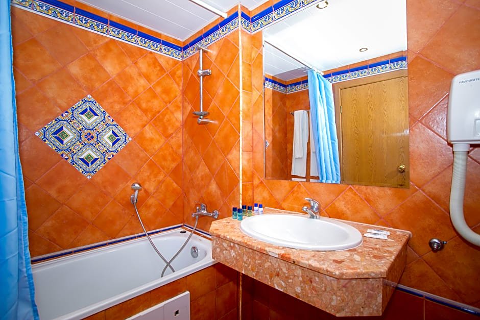 Фото Atrium Beach Hotel - All Inclusive