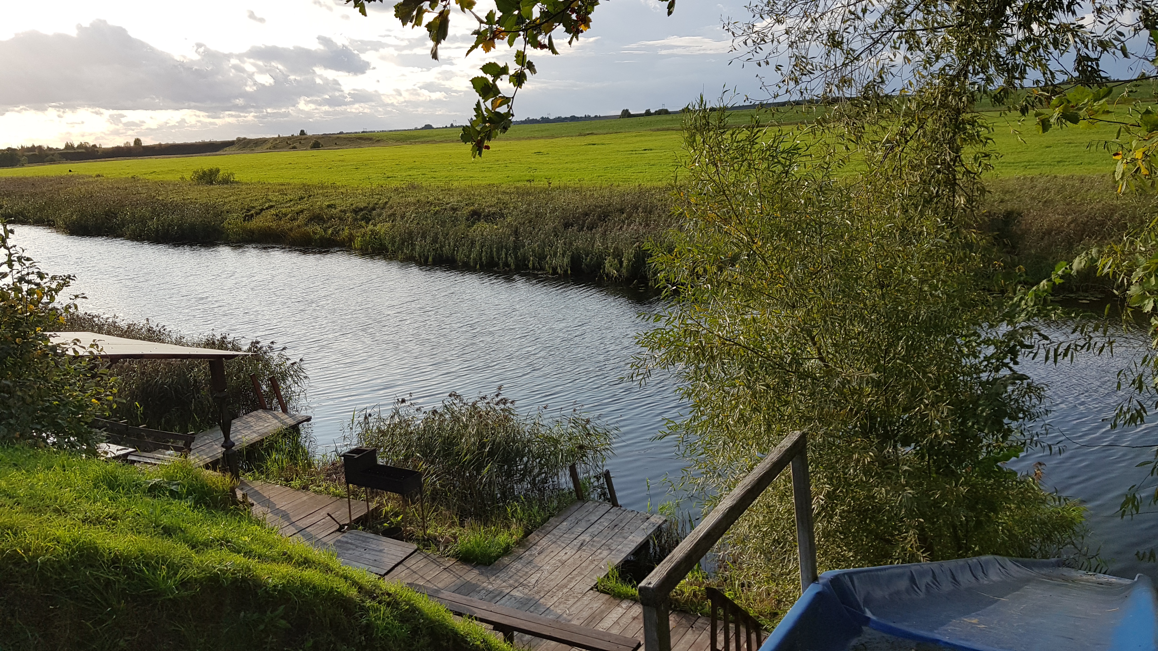 Фото У реки 44