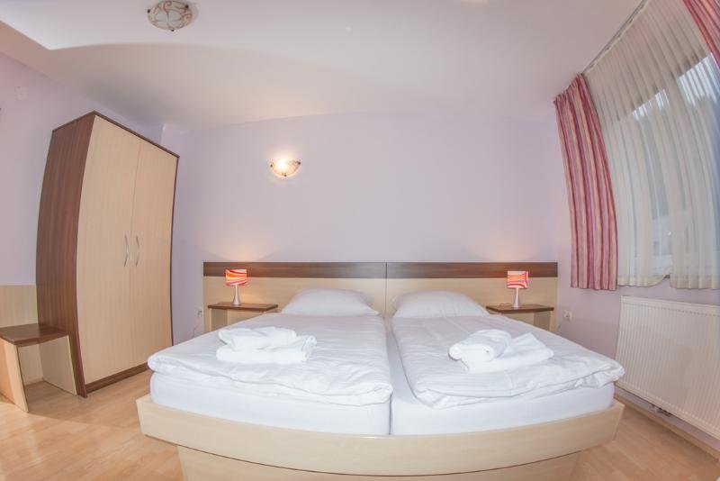 Фото Apartment House Berghi