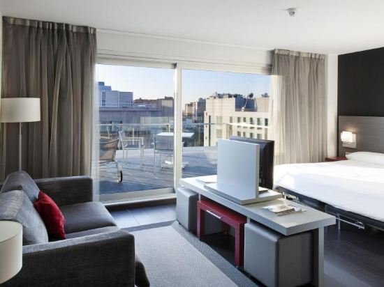 Фото Hotel Ilunion Atrium