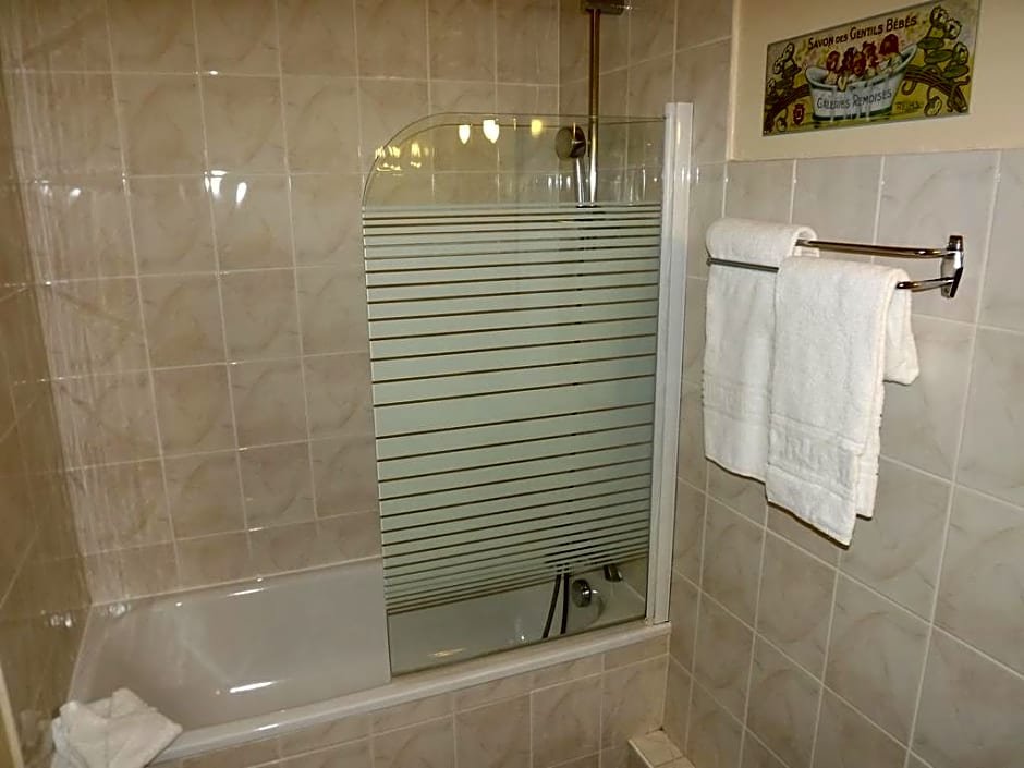 Фото The Originals Boutique, Hôtel Roca-Fortis, Rochefort