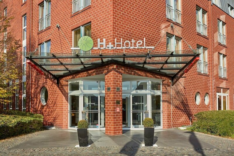 Гостиница H Plus Hotel Köln Hürth в Хюрте