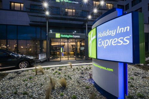 Гостиница Holiday Inn Express Paris - Cdg Airport в Руасси-ан-Франс