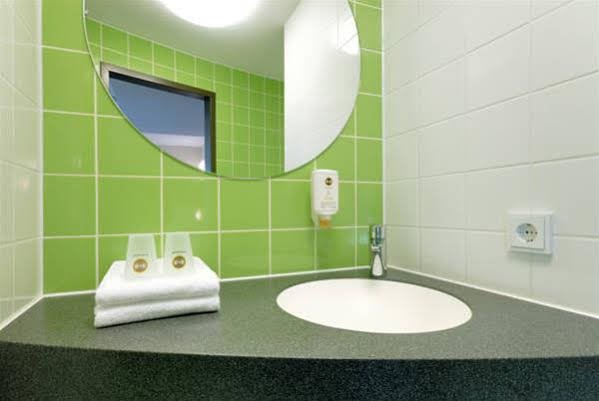 Фото B&b Hotel Würzburg