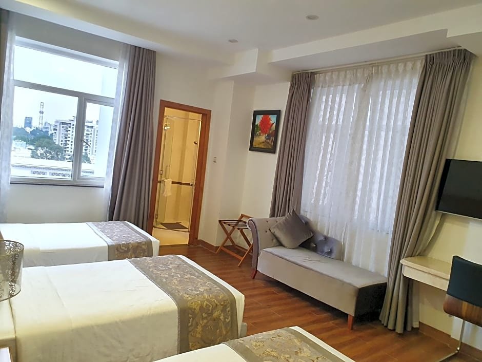 Фото Le Duy Grand Hotel