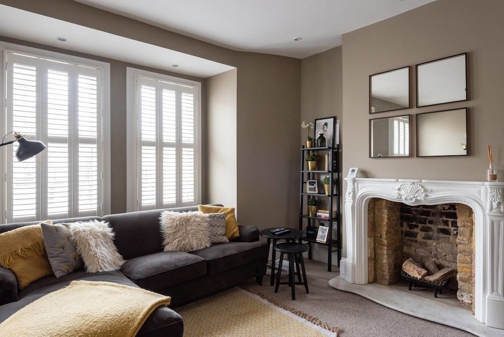 Фото Beautifully Modern 2 Bedroom Flat For 4 Guests