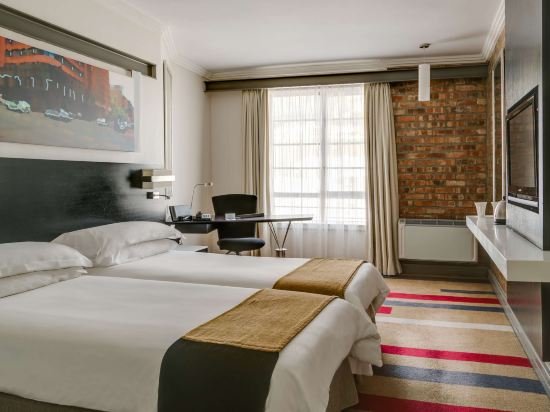 Фото Garden Court Victoria Junction