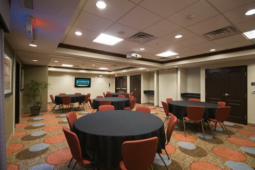 Гостиница Staybridge Suites Montgomeryville, an Ihg Hotel