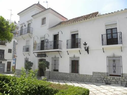 Отель Silken El Pilar Andalucia в Эстепоне