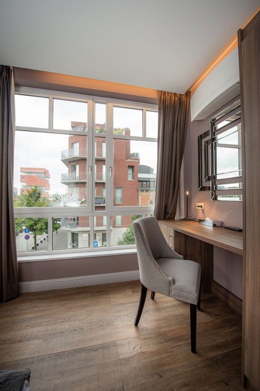 Фото Antwerp Harbour View