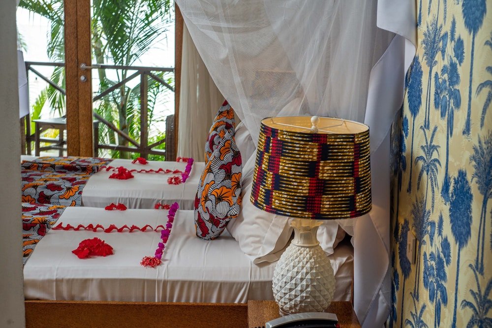 Фото The Z Hotel