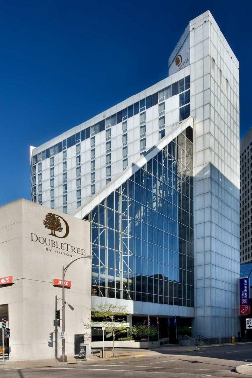 Фото DoubleTree by Hilton Hotel St. Paul Downtown