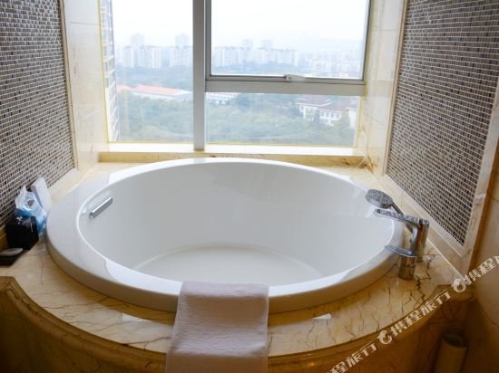 Фото Yinxin Century Hotel