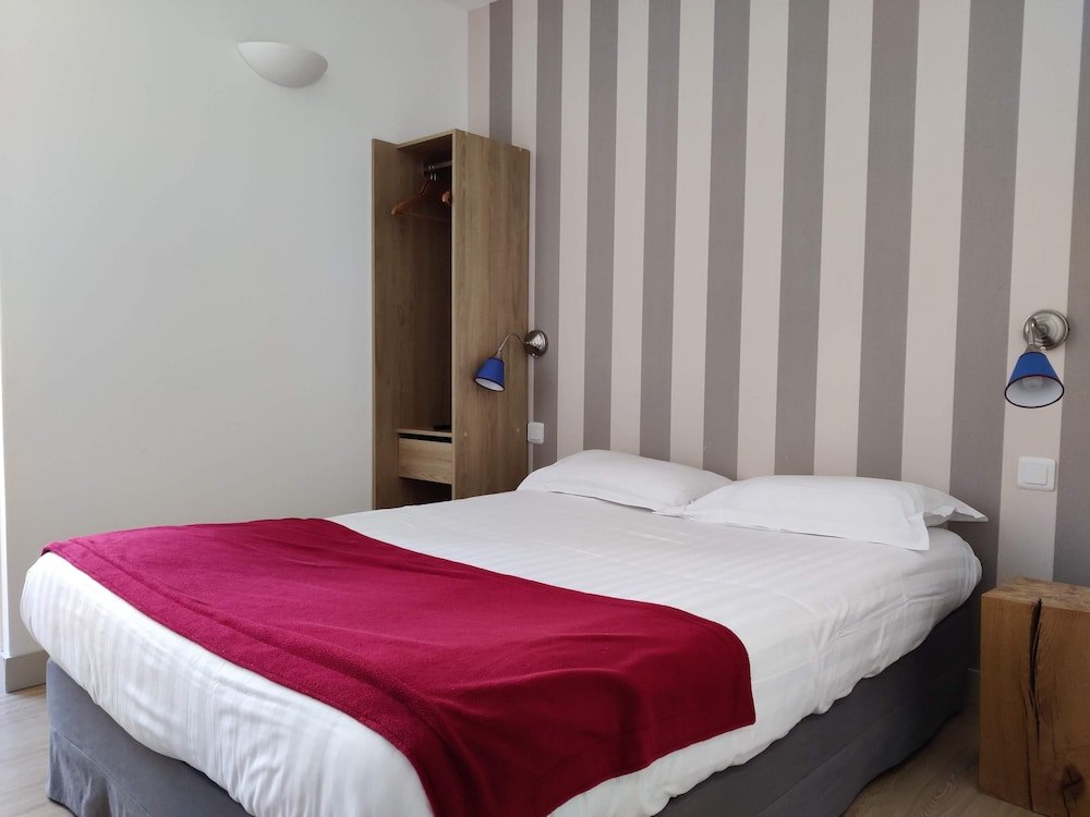 Фото Hôtel Océan Dinan