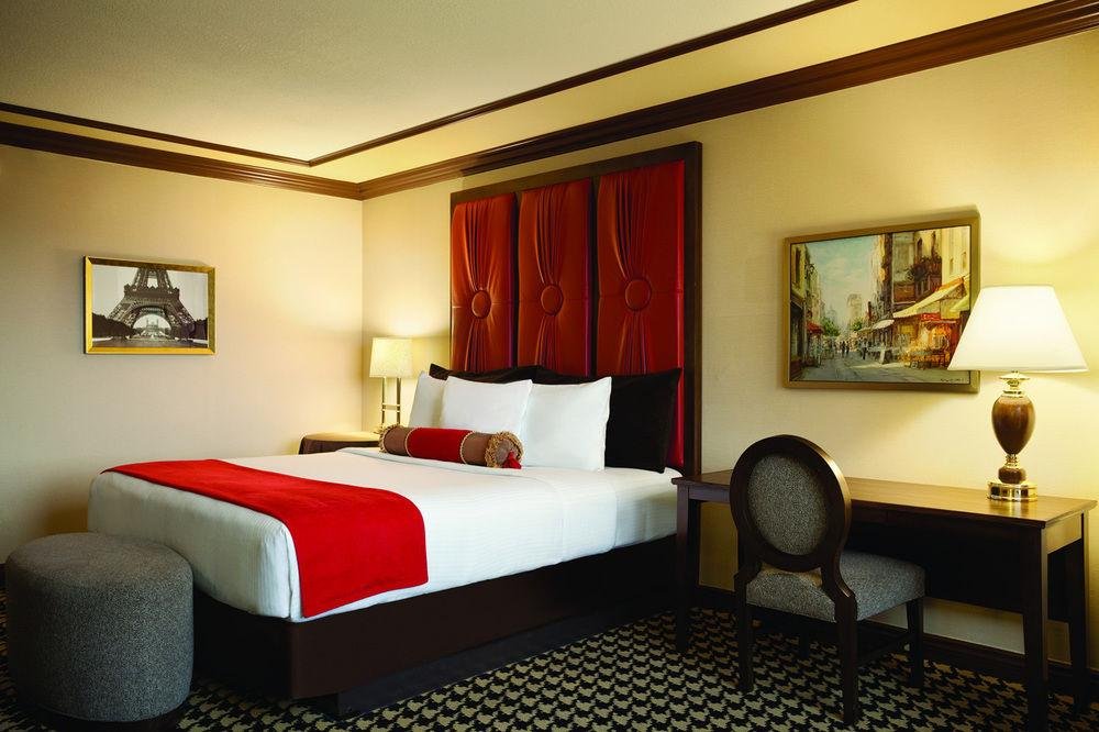 Фото Paris Las Vegas Hotel & Casino