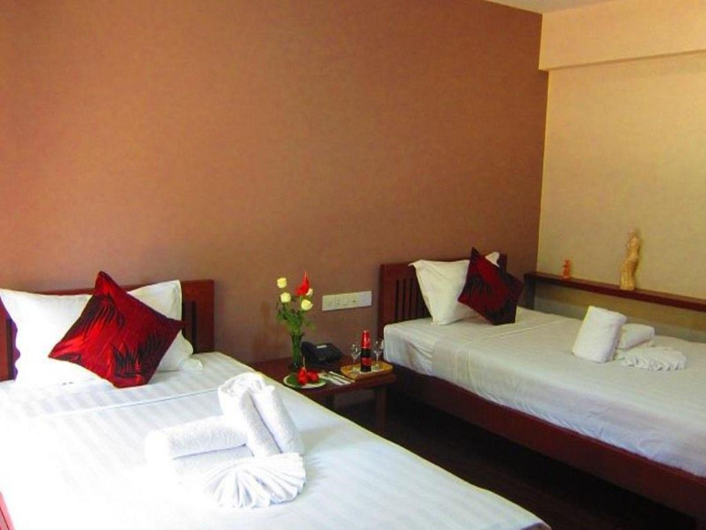 Фото Eain Taw Phyu Hotel