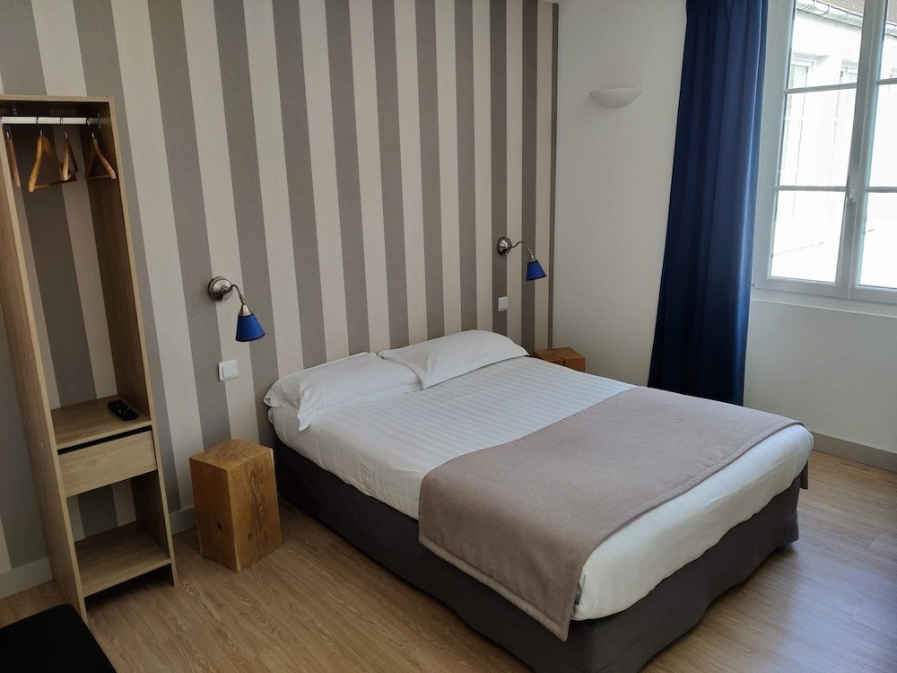 Фото Hôtel Océan Dinan