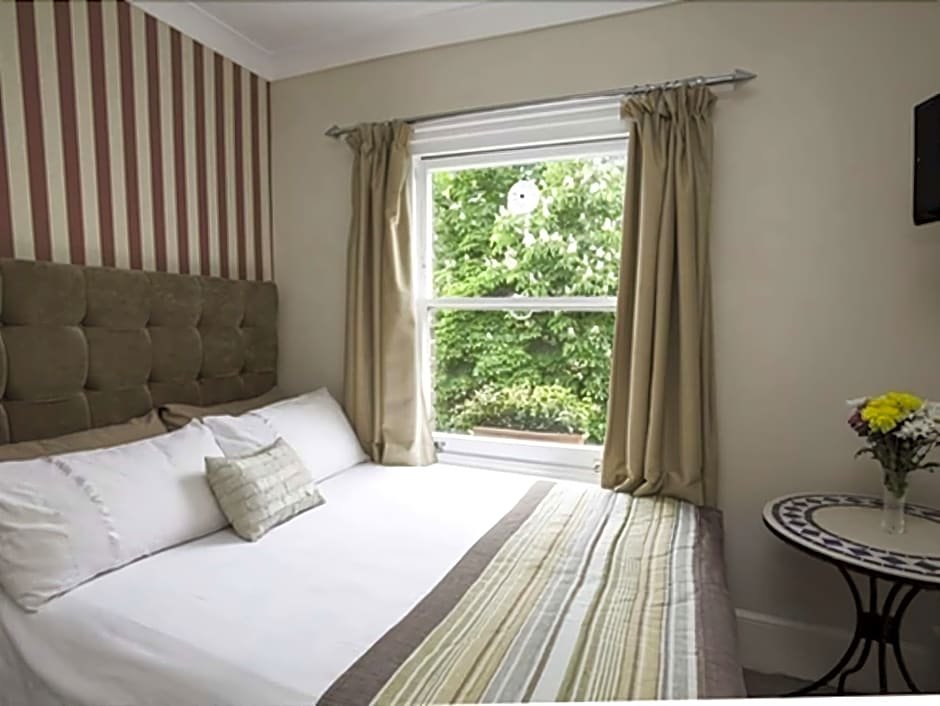 Фото Primrose Guest House