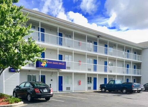 Гостиница InTown Suites Extended Stay Charleston Sc - Rivers Ave в Норт-Чарлстоне