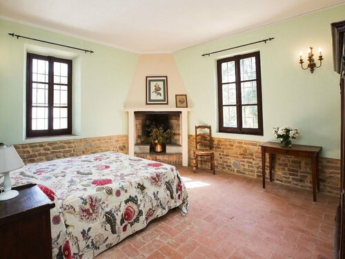 Гостиница Quaint Holiday Home in Tabiano Castello With Private Pool