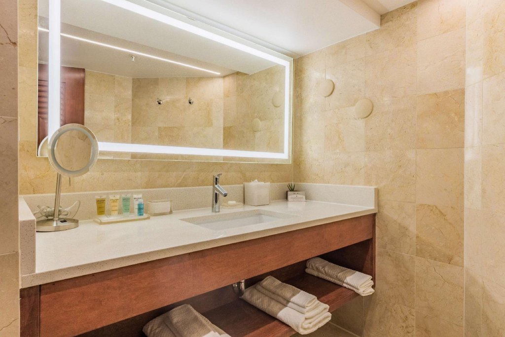 Фото Hilton Caribbean Resort And Casino