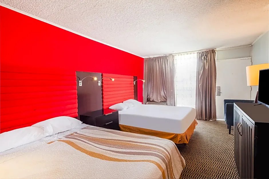 Фото Oyo Hotel Jackson North I-55